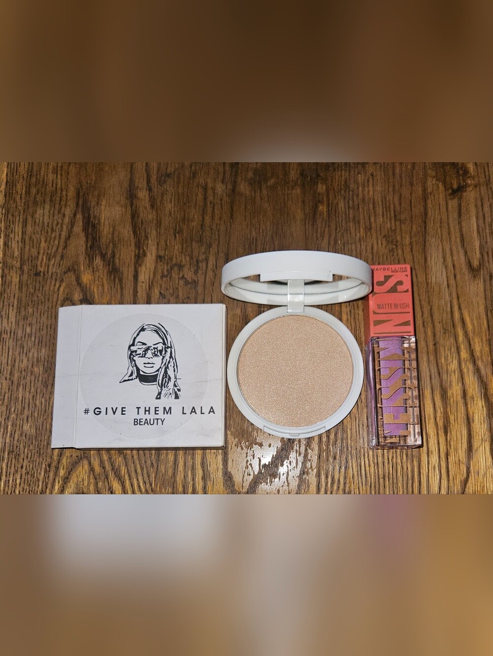 Give Them Lala Beauty Highlighter & Maybelline Sunkissed Matte Blush BNIB